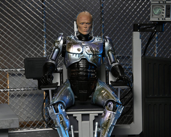 ROBOCOP - ULTIMATE BATTLE DAMAGED ROBOCOP W. CHAIR